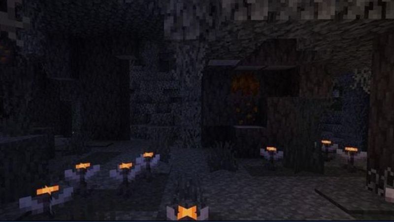 Eyeblossom trong Minecraft 1.21.50 APK
